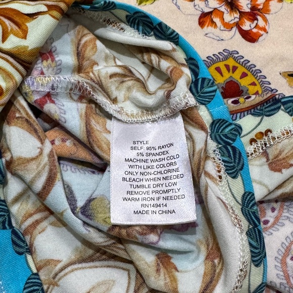 Johnny Was Sz S Top The Janie Favorite Printed V-Neck T-Shirt Boho New - Picture 9 of 9